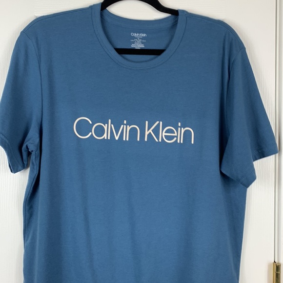 Calvin Klein sleepwear tee shirt size medium. Blue colored. - Picture 2 of 5